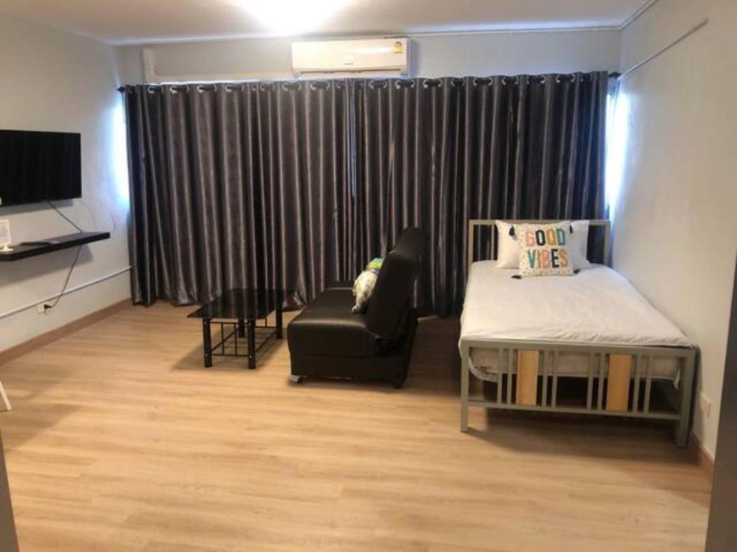 Popular Condo Near Impact/Thunder Dome Pak Kret Esterno foto