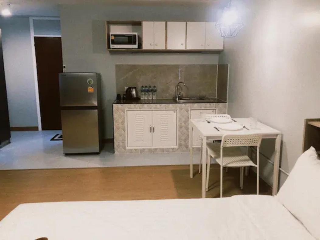 Popular Condo Near Impact/Thunder Dome Pak Kret Esterno foto